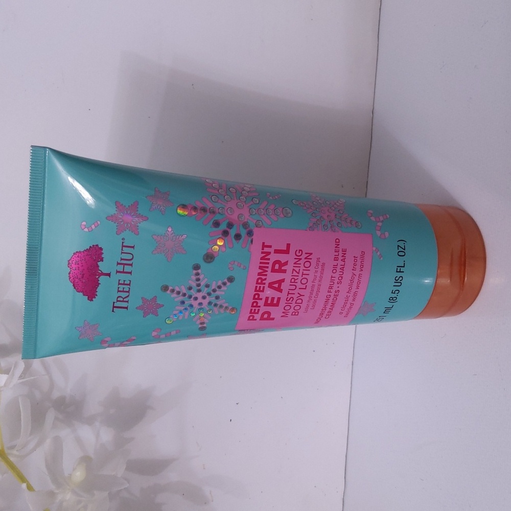Tree Hut Peppermint Pearl Moisturizing Body Lotion, New